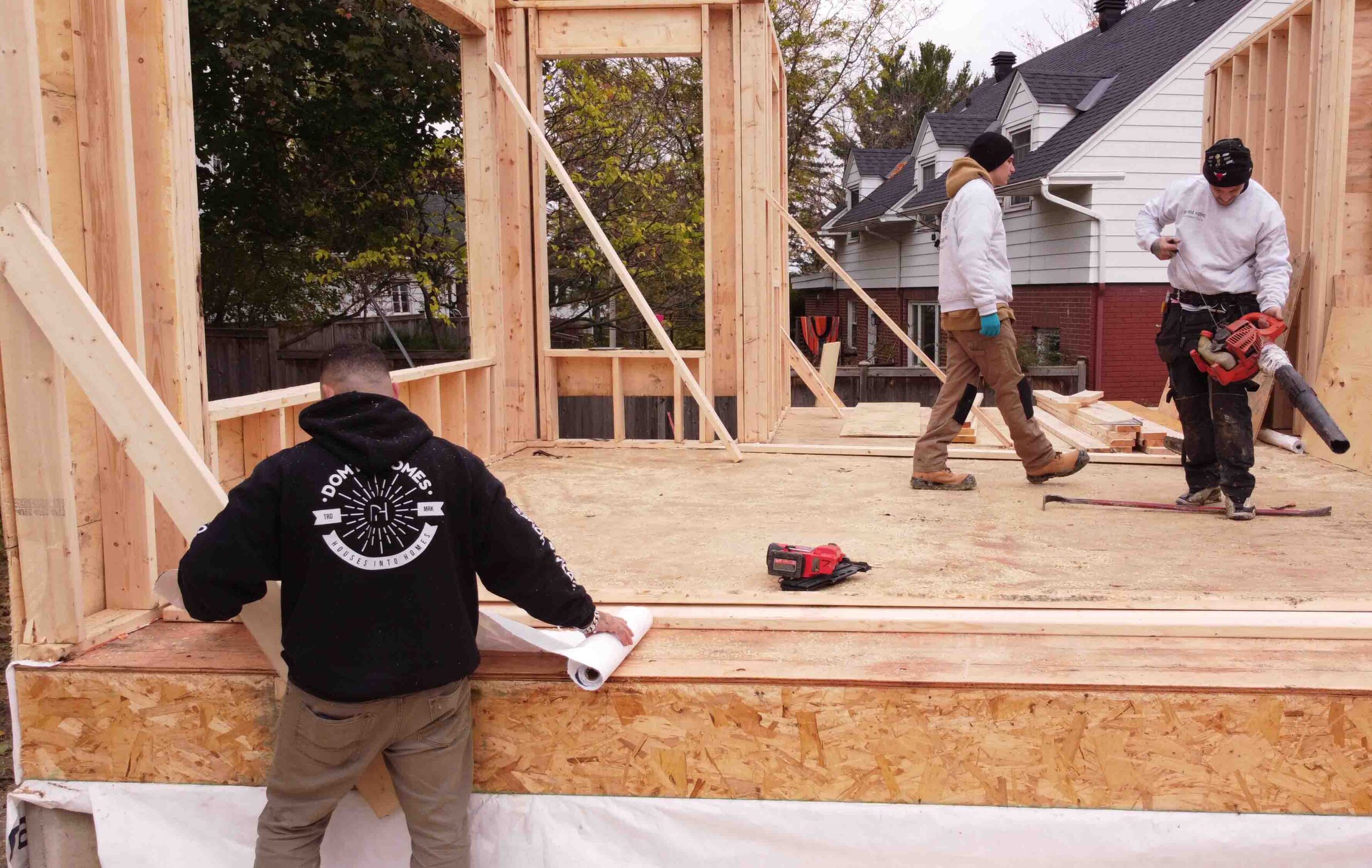 JOIN THE <br><font color="orange">DOMTA</font> 
TEAM